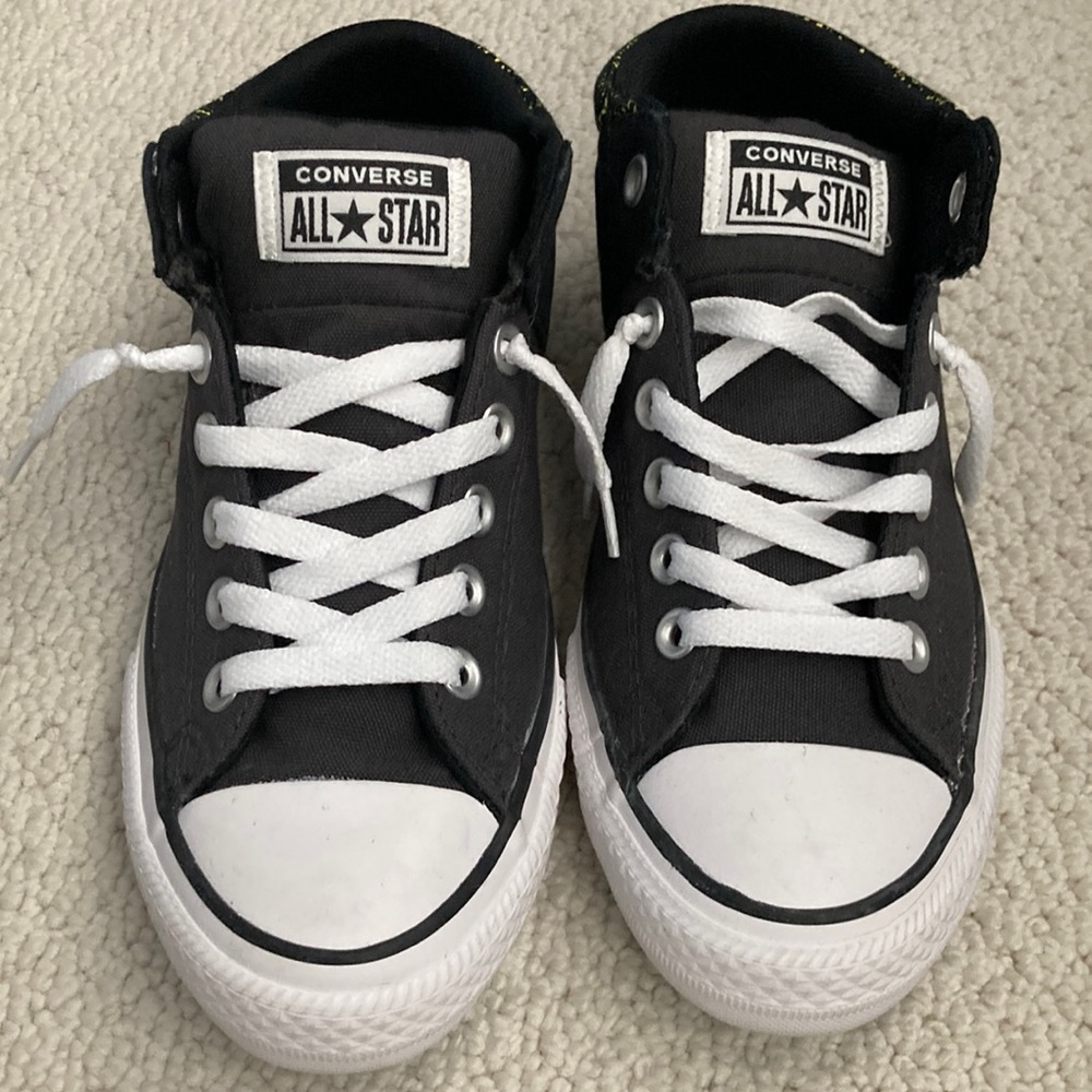 NWOT Converse size US5